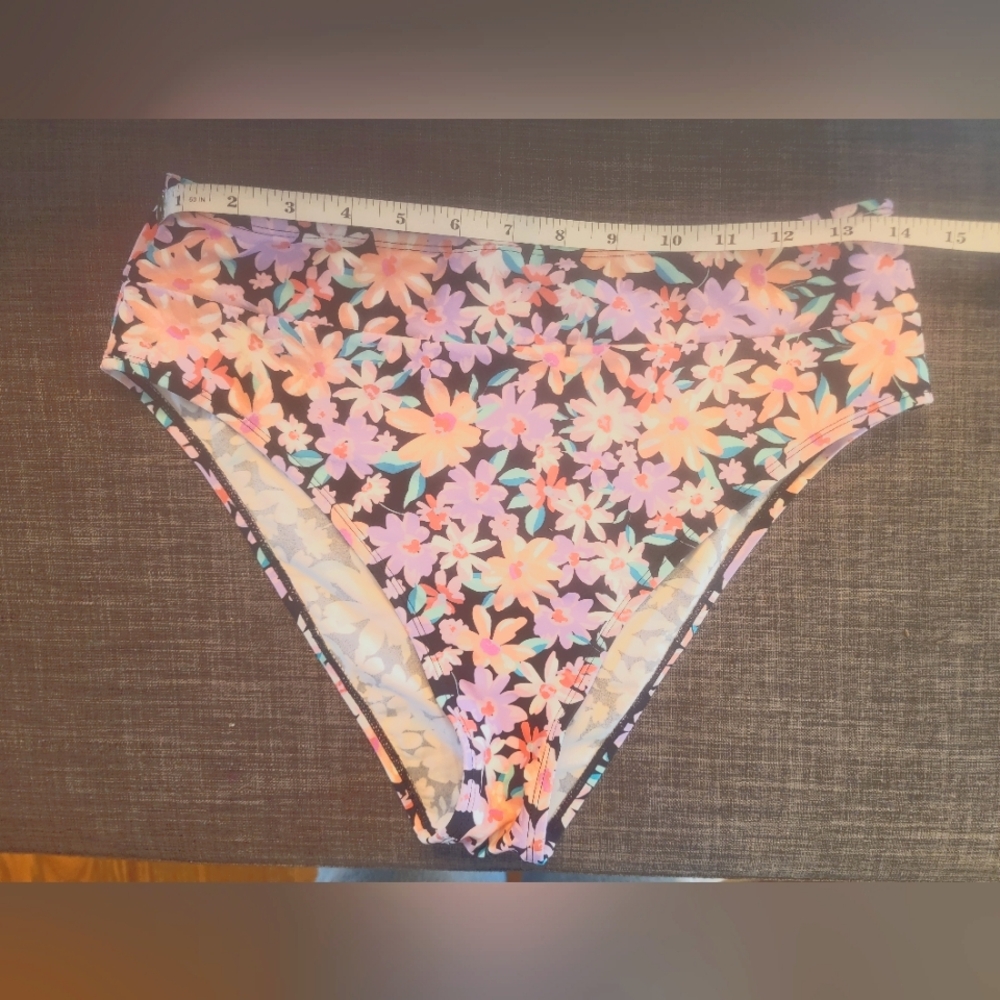 Cupshe high-waist bikini bottom